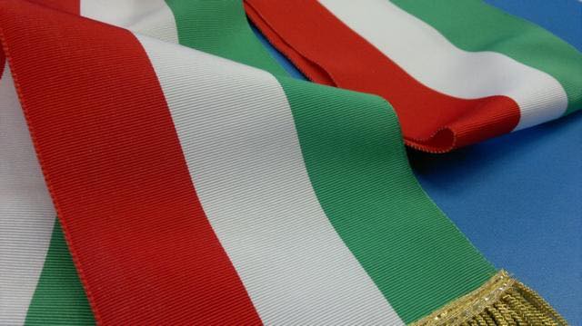 Cerimonia di consegna della Carta Costituzionale e della Bandiera Italiana