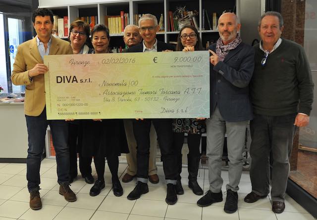 "Diva" dona 9.000 euro all'Associazione Tumori Toscana