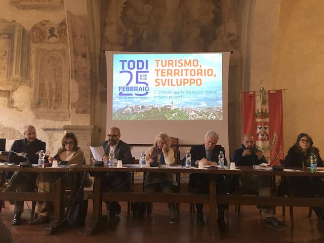 Convegno regionale sul turismo. "Facciamo squadra per rilanciare l'Umbria"