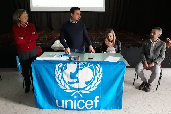Giornata Diritti Infanzia, acquistati 350 vaccini per l'Unicef