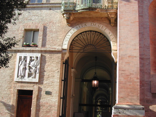 Filosofia e scienze e tecniche psicologiche Unipg al primo posto nel Ranking Education Around 2021
