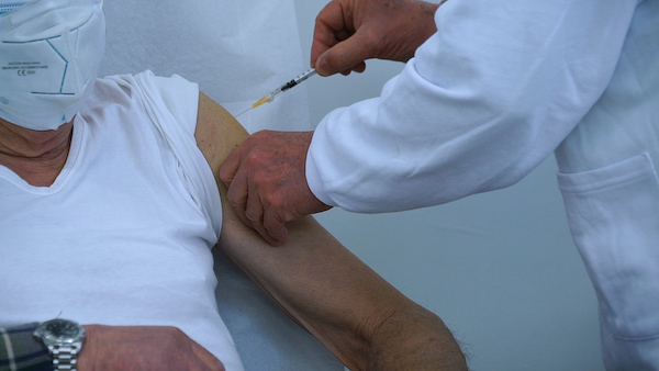 Covid-19, in Umbria vaccinato il 65% dei 7.546 anziani prenotati