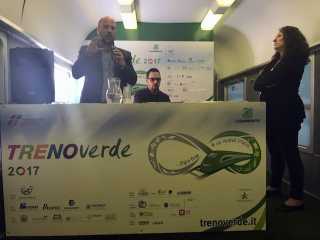 A bordo del Treno Verde il Premio per i Comuni più ricicloni