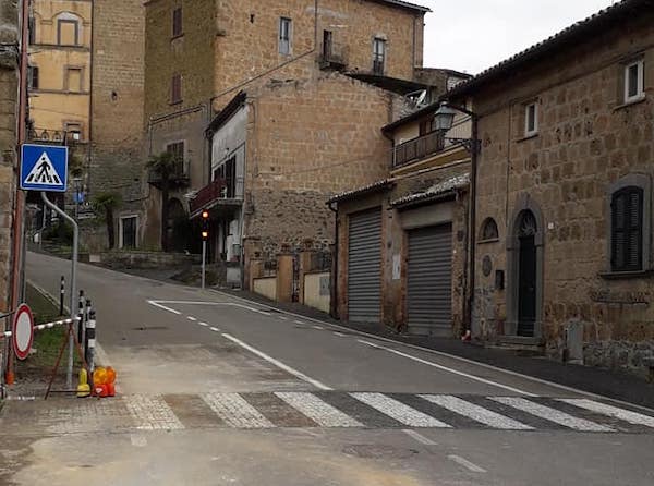 Lavori conclusi, riapre al transito Via della Libertà