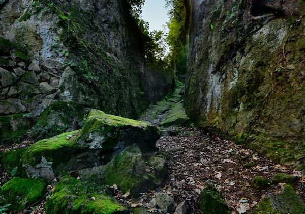 Riqualificato il Cammino del Londini. Tour completo delle Vie Cave