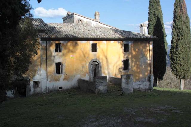 Vagabondaggio letterario a Serrona, casa "narrante" di Bonaventura Tecchi