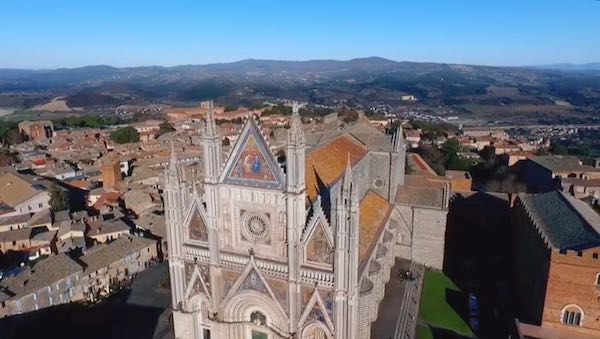 "L'Umbria, bella e sicura, riapre ai turisti". Orvieto nella campagna di promozione
