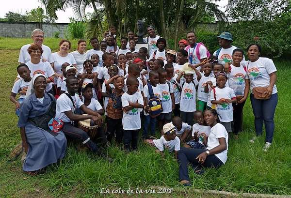 World Medical Aid cerca animatori volontari per un campo scuola in Costa d'Avorio