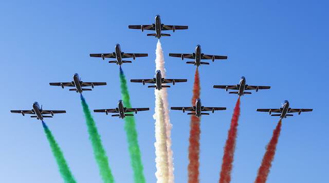  Air Show Tre Ore Di Spettacolo Con Le Frecce Tricolori Sul Lago Di 