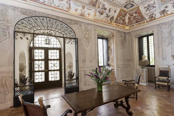 Porte aperte a Palazzo Del Drago. Con "Antico Presente" tra borgo e Catacombe 