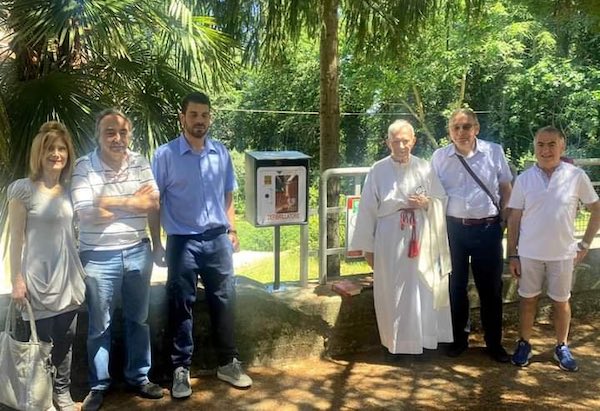 L'Associazione Sant'Antonio da Padova dona un defibrillatore
