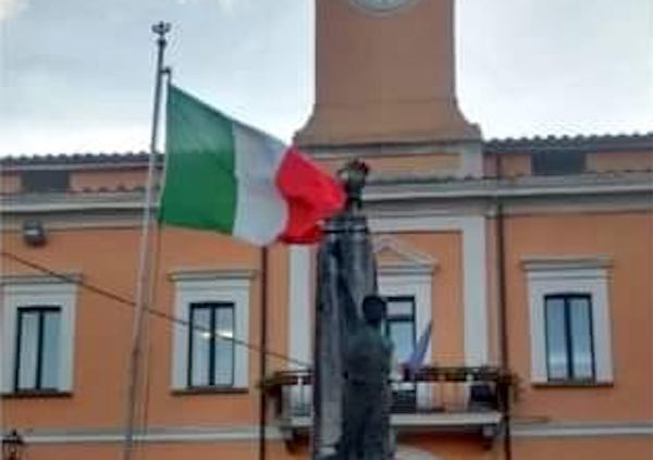 Sì al ritiro del disegno di legge per l'attuazione dell'autonomia differenziata delle Regioni a statuto ordinario