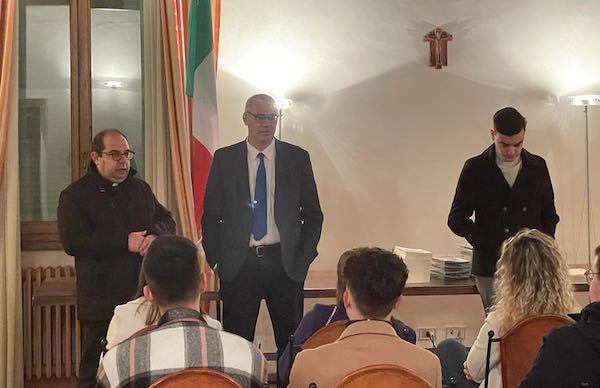 Il Comune incontra i neo-maggiorenni. "Fondamentale che prendano consapevolezza del nuovo status"