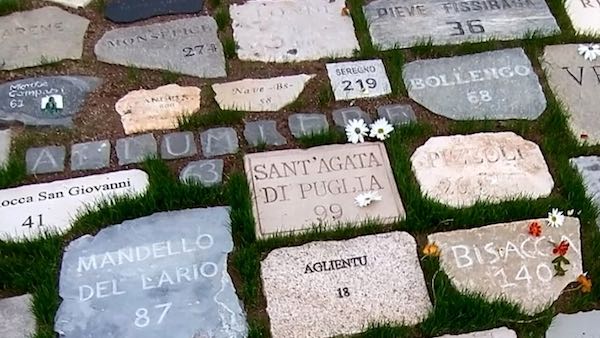 Anche Monteleone d'Orvieto partecipa con la propria pietra al Lastricato della Memoria "Nuraghe Chervu" di Biella