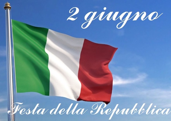 Copia della Carta Costituzionale e tricolore ai neo-maggiorenni