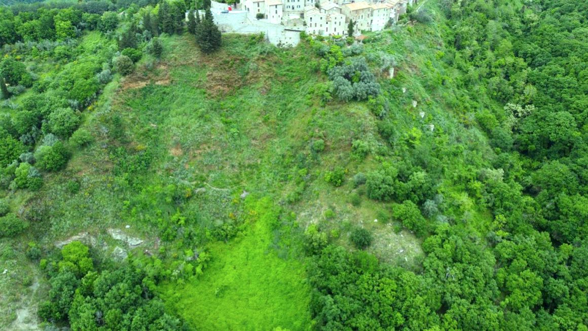 "Prati Armati" contro il rischio dissesto delle abitazioni del centro storico di Parrano