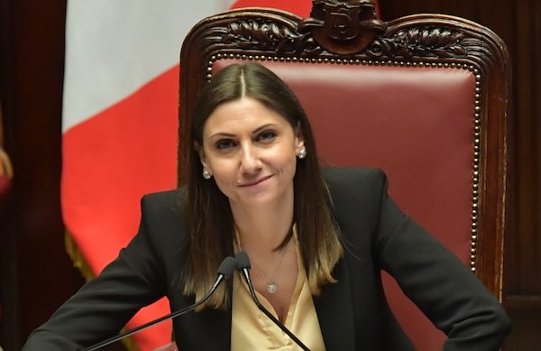 Ascani (Pd): "Ancora beffe per i pendolari". Nuova interrogazione a Salvini sull'IC 598