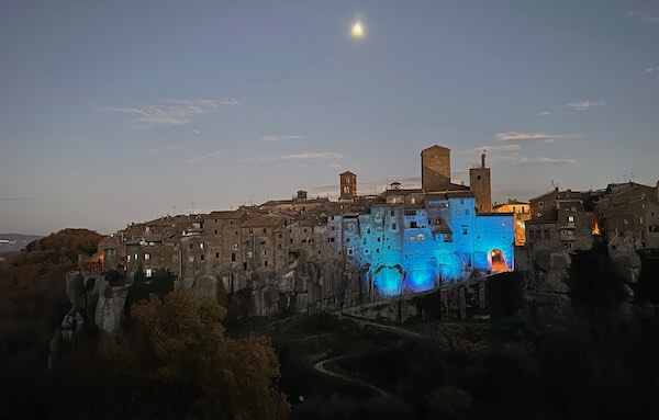 Completato il progetto per l'illuminazione artistica della Rupe Ovest