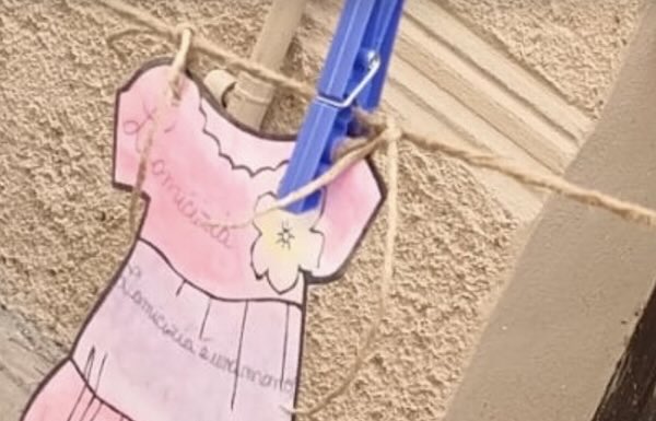 Gli alunni della Scuola Primaria stendono il loro "bucato poetico"