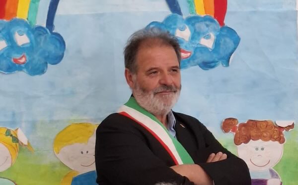 "Fermare il riarmo e non i treni per salvare l'Italia"
