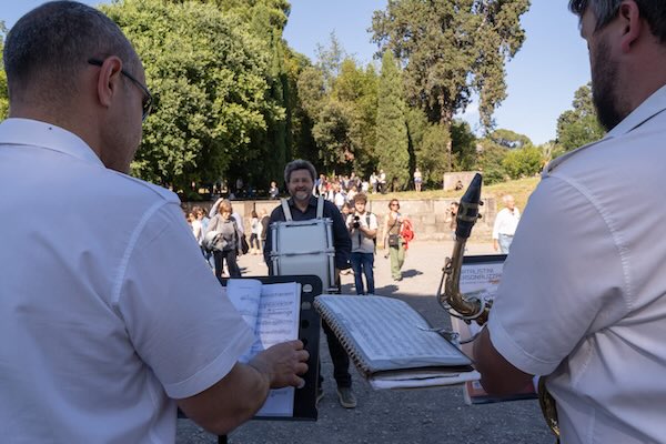 "Quando la banda passò...". Memoria, musica e comunità per un rito collettivo del presente