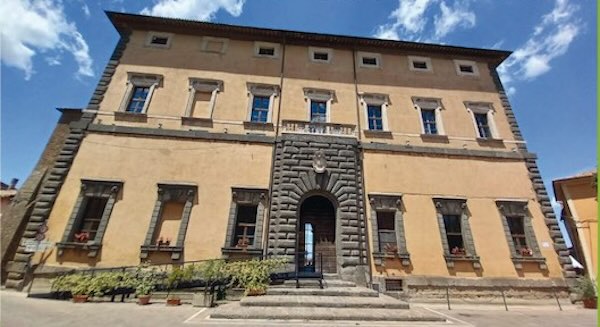 A Palazzo Sforza con Ascanio Celestini prende il via "Confini. Festival lungo i margini"