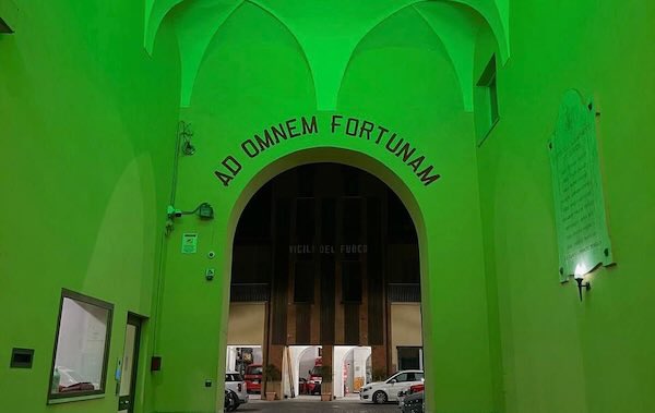 Luce verde sui Vigili del Fuoco per i bambini affetti da Pans-Pandas
