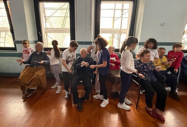 Una giornata speciale in compagnia dei nonni della Casa Vincenziana
