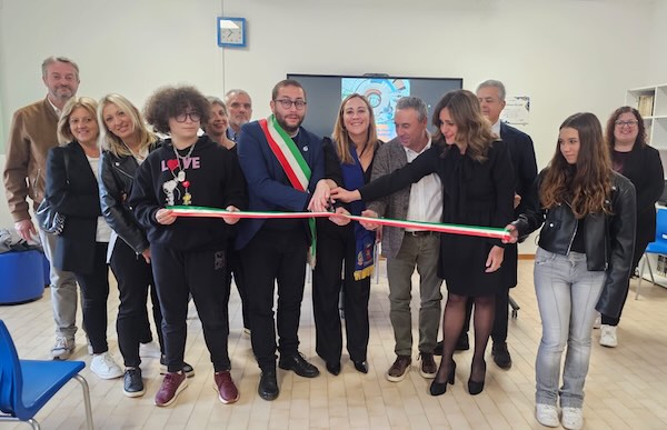 L'Istituto "Salvatorelli-Moneta" arricchisce l'offerta formativa, cresce e guarda al futuro