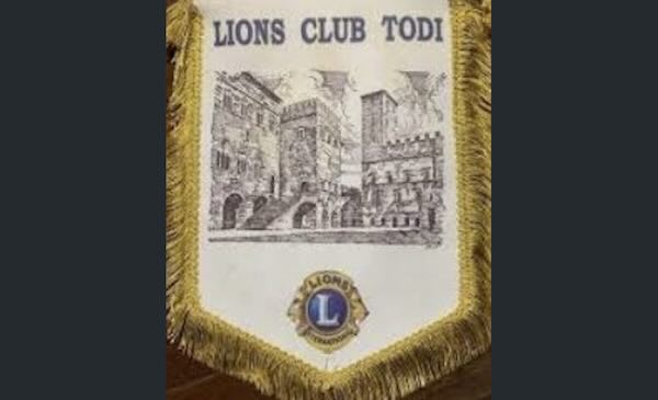 Il Lions Club insignito del "Leone d'Argento" al Congresso d'Autunno del Distretto 108L