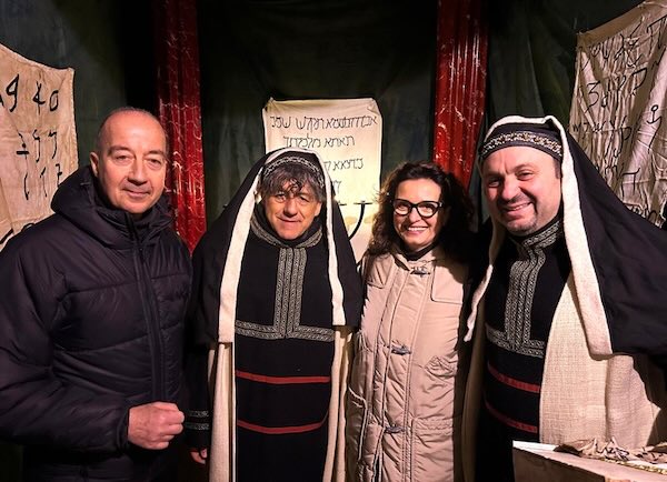 "Mantenere vive le tradizioni &egrave; un elemento di coesione delle nostre comunit&agrave;"