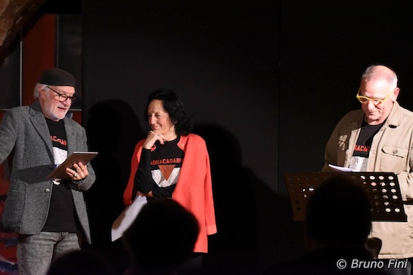 Performance teatrale "Abracadabra" di Gianni Abbate nella Sala Consiliare