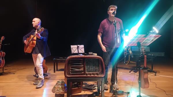 I Jukebox all'esofago alle prese con Ivano Fossati