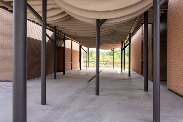 "220.000 euro per gli arredi del nuovo polo scolastico di Ponterio"