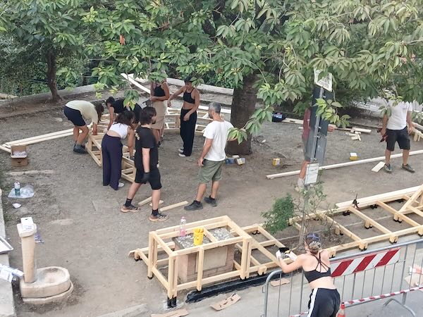 "Uno Sguardo su Gioiella", giovani da tutta Italia costruiscono una nuova piazza per il borgo