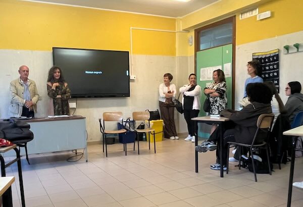Premio Torindo Zannoni, consegnata all'IO "Leonardo da Vinci" la borsa di studio